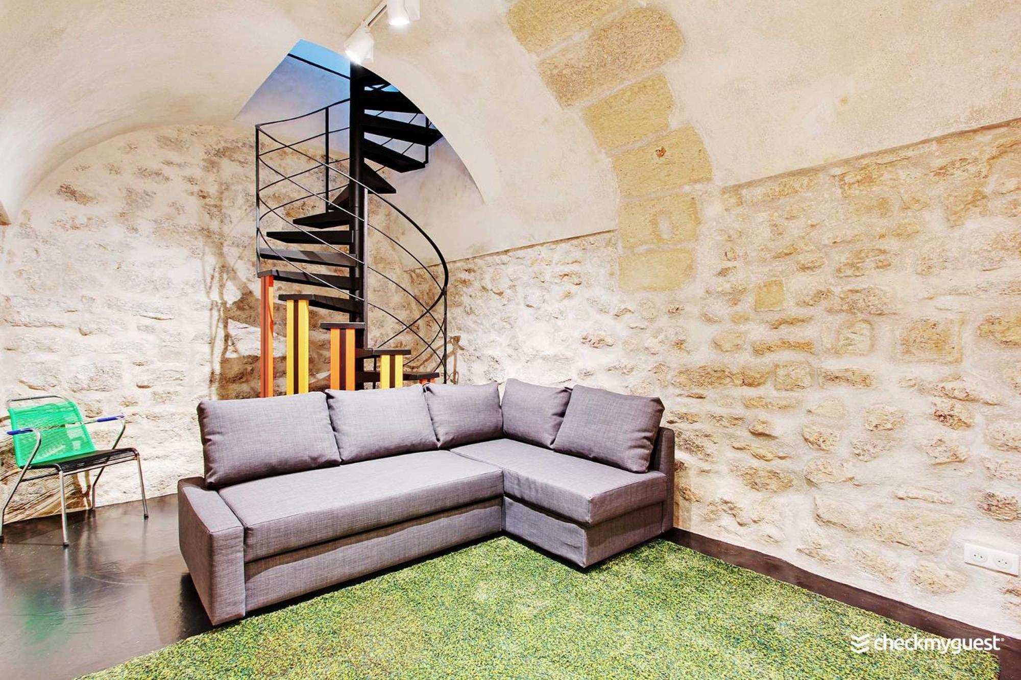 Authentic Apartment - 2Br-6P - Le Marais パリ エクステリア 写真